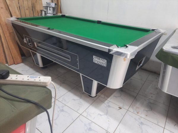 Wide Jointers Pool Table – Formica Exterior & Aluminum Trimming - Image 4