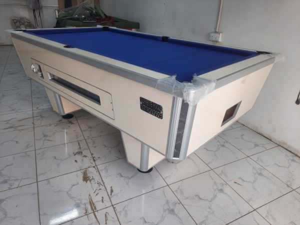 Double Jointers Pool Table – Formica Finish & Aluminum Trimming